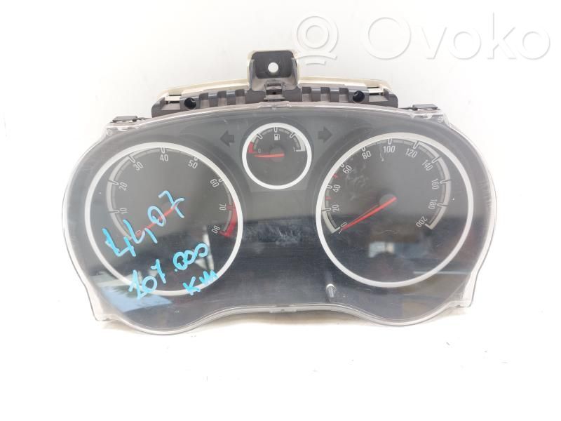 Opel Corsa D Nopeusmittari (mittaristo) 