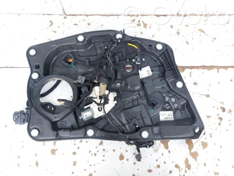Fiat 500X Elektryczny podnośnik szyby drzwi przednich 