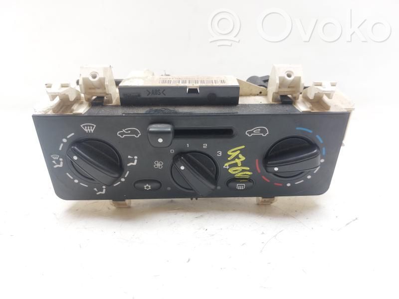 Citroen C3 Pluriel Center console 