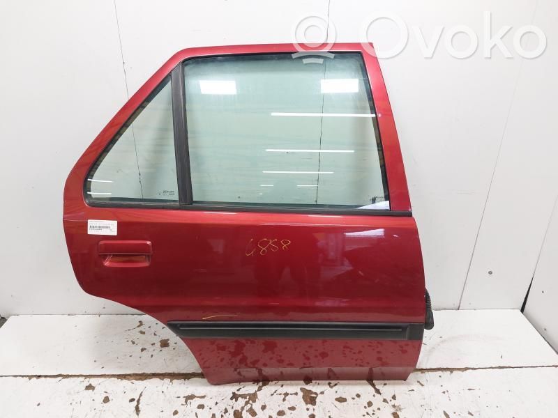 Peugeot 106 Puerta trasera 