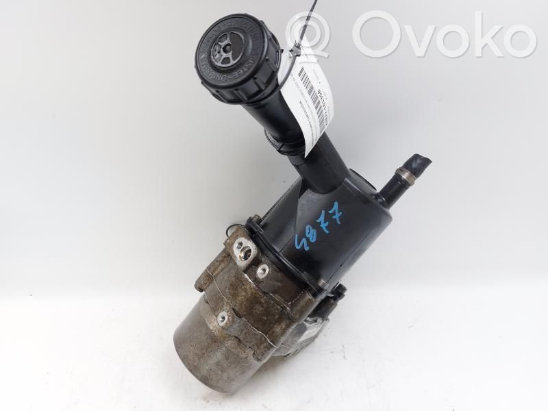 Citroen C4 I Power steering pump 