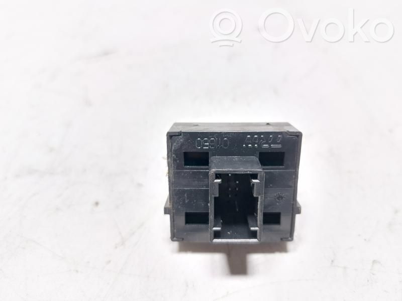 Lancia Ypsilon Xenon control unit/module 