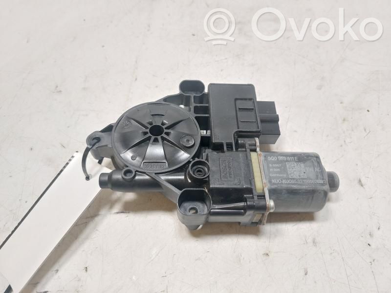 Skoda Octavia Mk3 (5E) Regulador manual de la ventanilla trasera 
