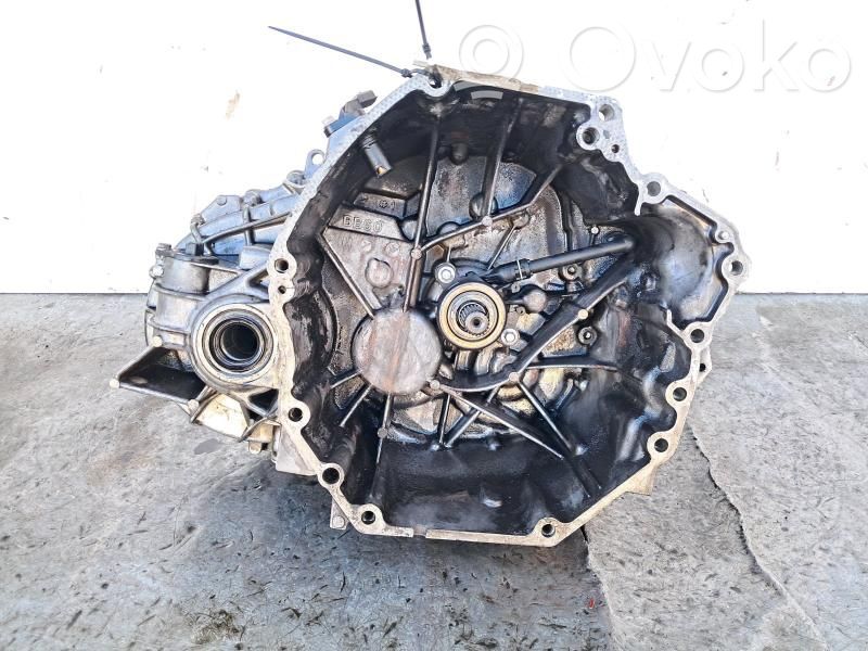 Nissan Qashqai Cutie viteze manuală cu 5 trepte 