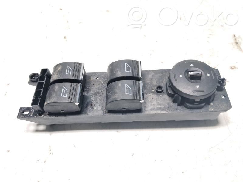 Ford Focus Electric window control switch 