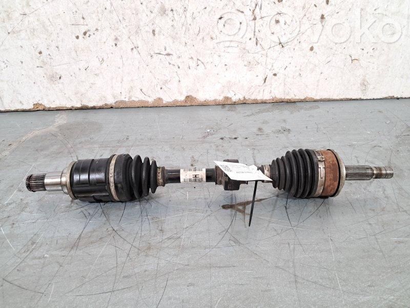 Toyota Auris E180 Eje de transmisión delantero 