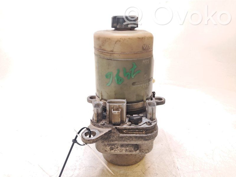 Ford Focus Power steering pump 