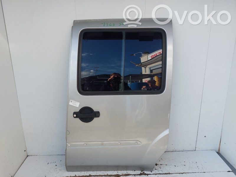 Fiat Doblo Puerta trasera 