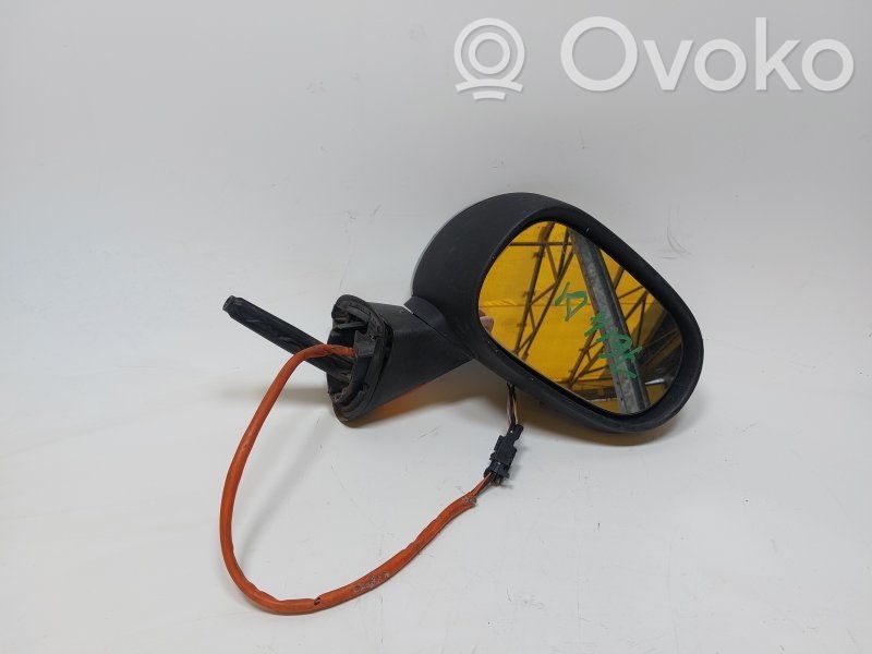 Renault Modus Front door electric wing mirror 
