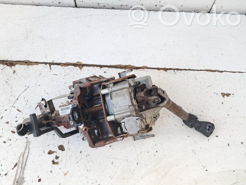 Renault Clio III Ohjauspyörän akseli 