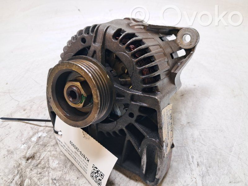 Fiat Punto (176) Alternador 