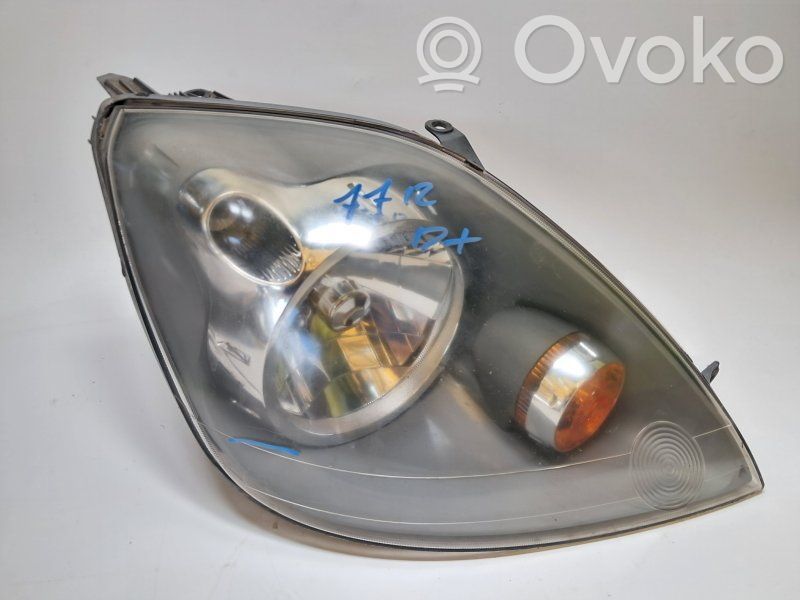 Ford Fiesta Phare frontale 