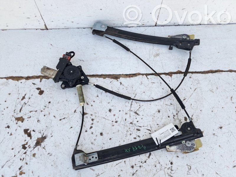 Elektryczny podnośnik szyby drzwi przednich   51983415,505155900