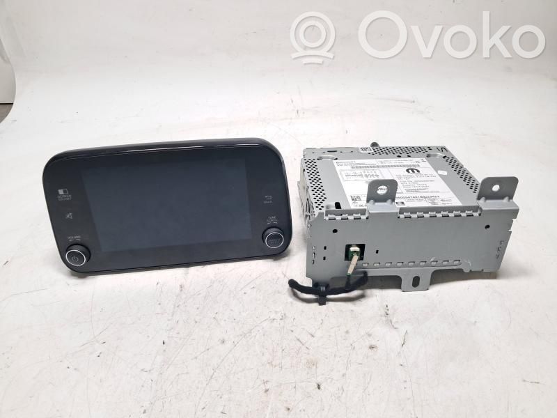 Fiat Tipo Panel / Radioodtwarzacz CD/DVD/GPS 