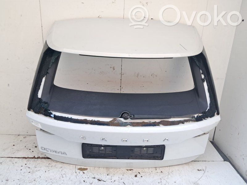 Skoda Octavia Mk4 Puerta del maletero/compartimento de carga 