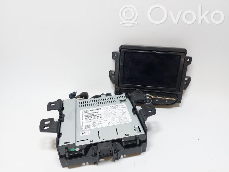 Opel Karl Panel / Radioodtwarzacz CD/DVD/GPS