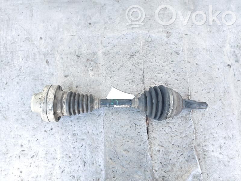 Etuvetoakseli   7L0407271F,7L0407271F