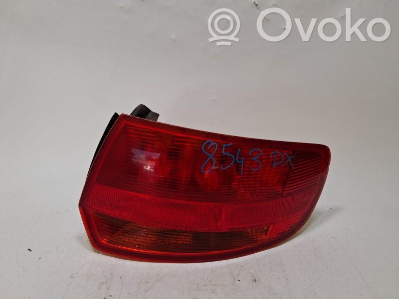 Audi A3 S3 8P Rückleuchte Heckleuchte 