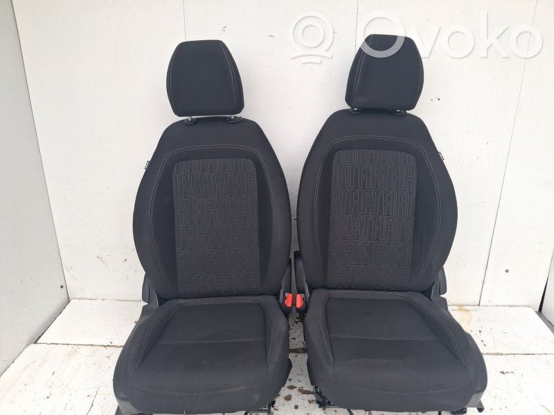 Fiat Tipo Fotele / Kanapa / Komplet 