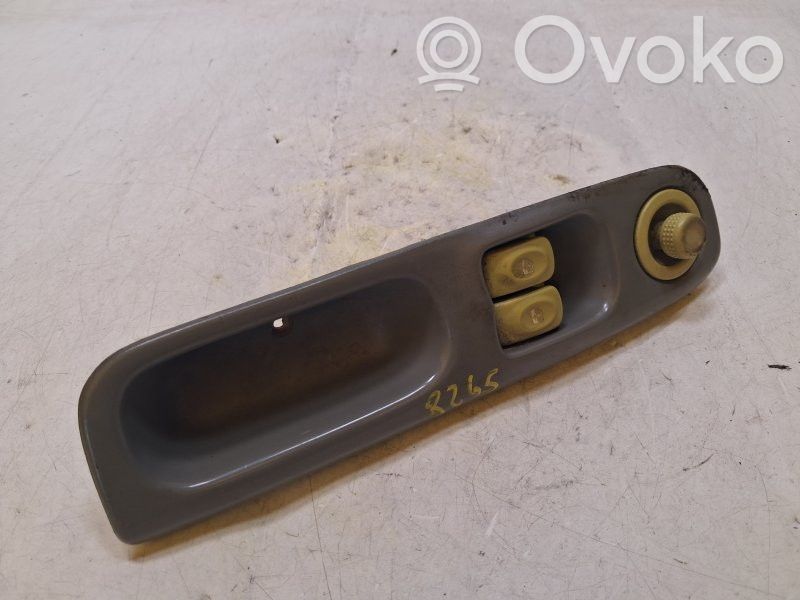 Renault Twingo I Schalter el. Fensterheber