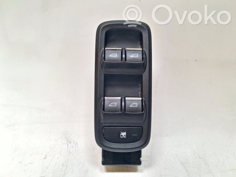 Ford Ecosport Przyciski szyb 