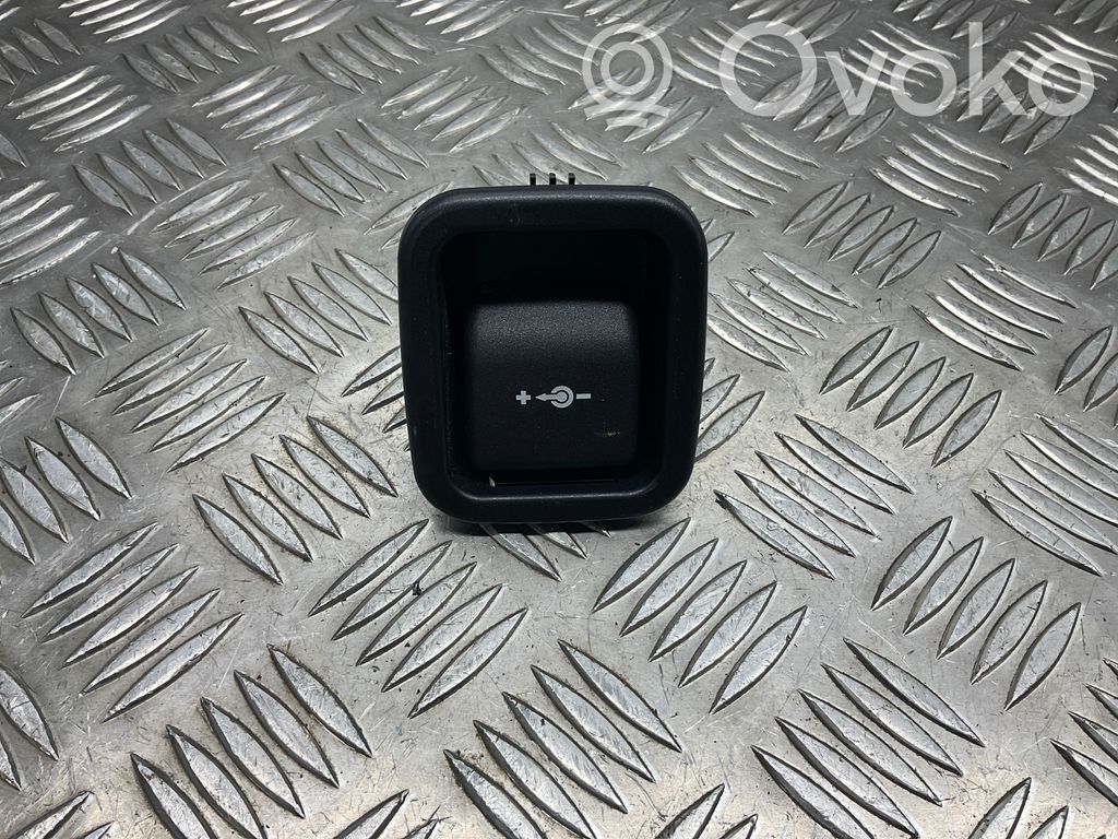 BMW 3 F30 F35 F31 12 V Socket (rear) 