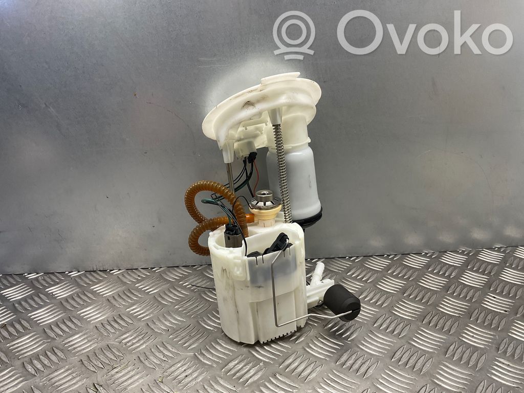 BMW 3 F30 F35 F31 Bomba interna de combustible 