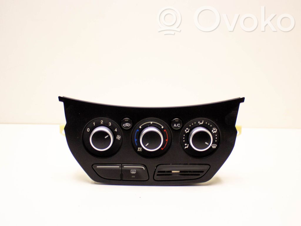 Ford Kuga II Interior fan control switch 