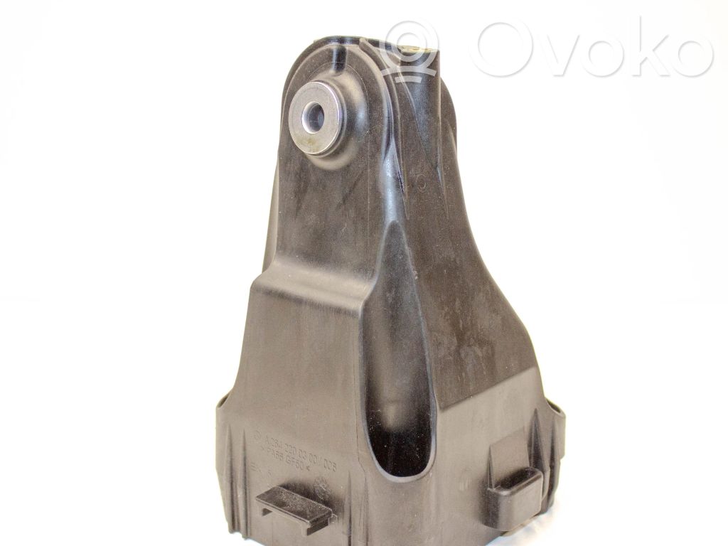 Mercedes-Benz C W205 Engine mounting bracket 