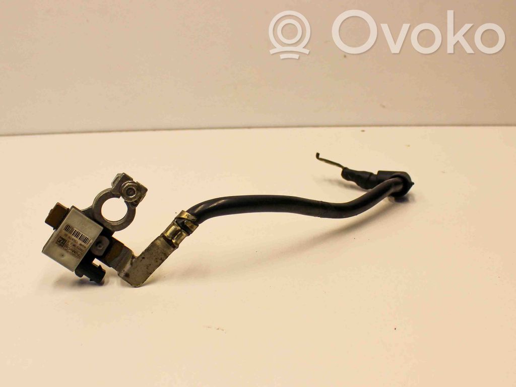 Cableado positivo   AG9N10C679DE,AG9N10C679DE