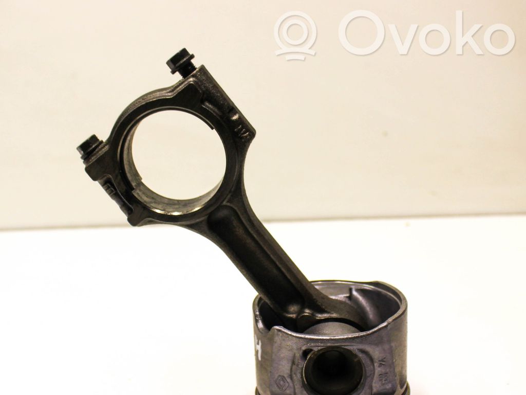 Opel Vivaro Piston 