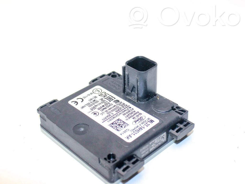 Ford Kuga III Blind spot module 