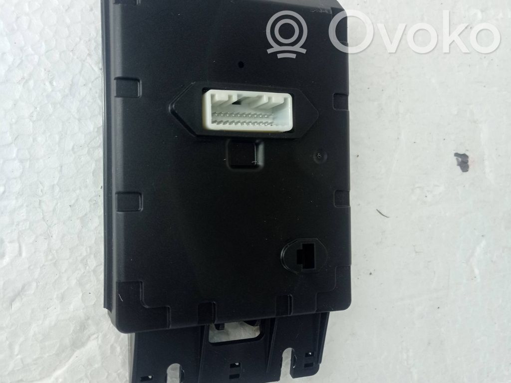 Other control units/modules   68400512AB,DA290989R0314,V63270