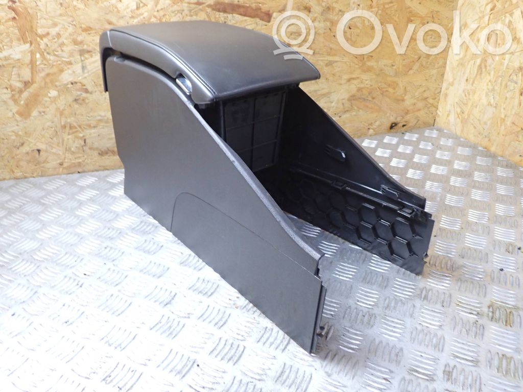 Volvo V70 Reposabrazos 