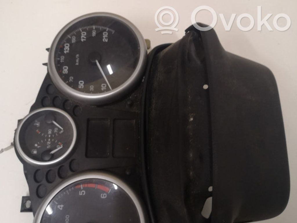 Peugeot 207 Speedometer (instrument cluster) 