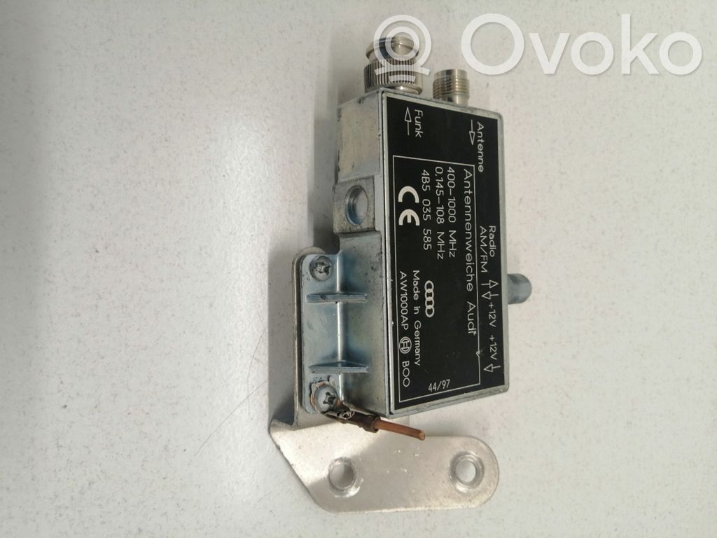 Audi A8 S8 D2 4D Antenos stiprintuvas 