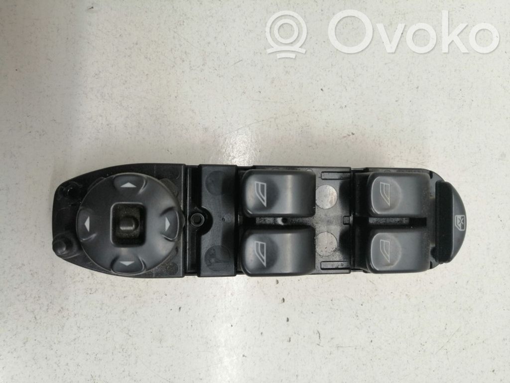 Jaguar X-Type Electric window control switch 