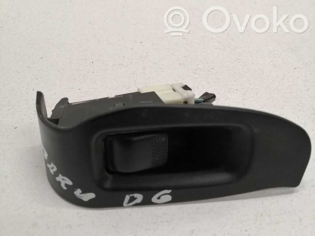 Subaru Legacy Electric window control switch 