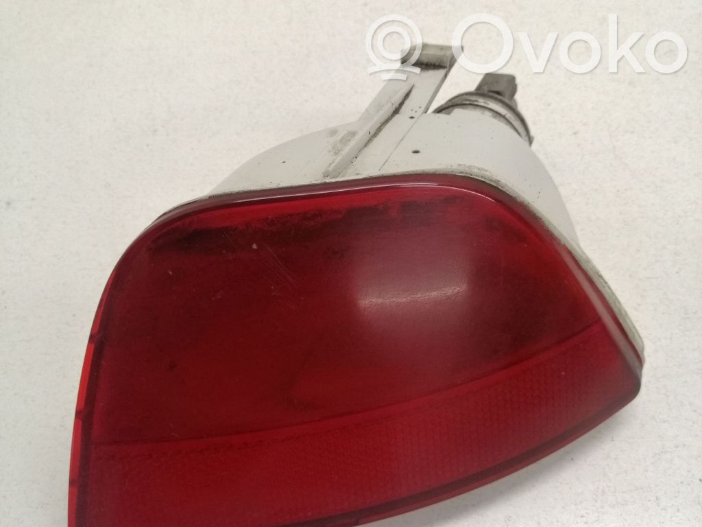 Ford Focus Miglas lukturis aizmugurē 