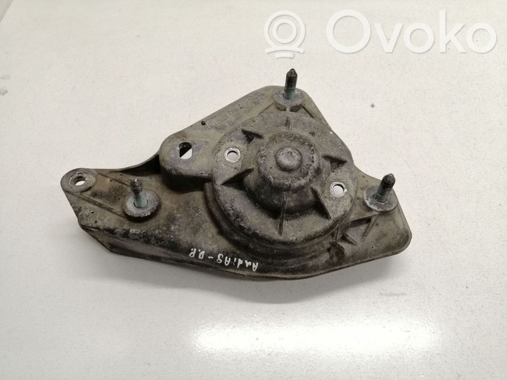 Audi A8 S8 D2 4D Coil spring mount 