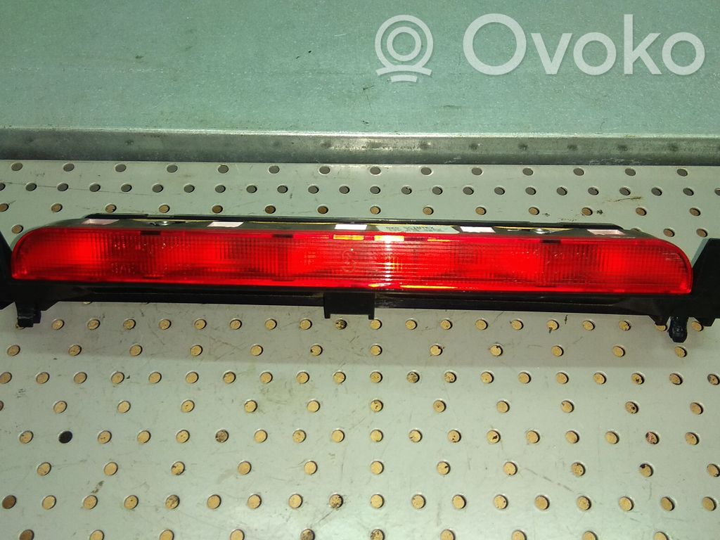 Citroen C8 Trzecie światło stop 