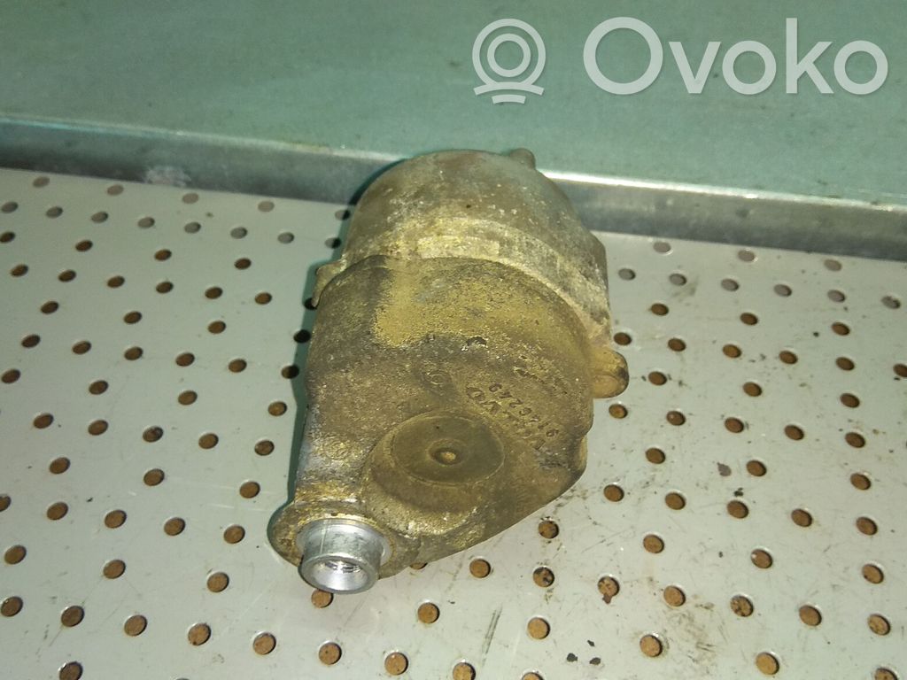 Volvo S40, V40 Diržo įtempėjas 