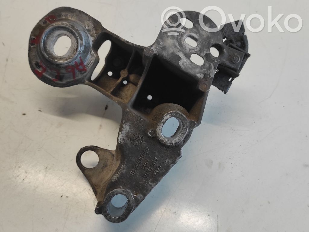 Engine mounting bracket   4B0199352B,MD3