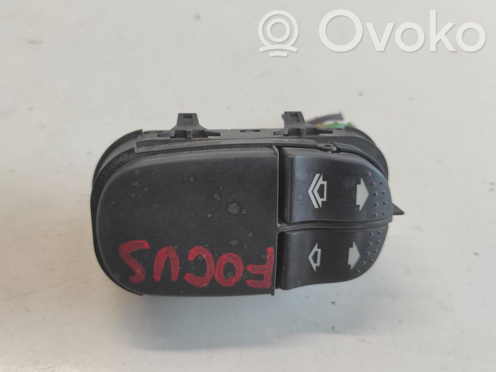 Ford Focus Electric window control switch 