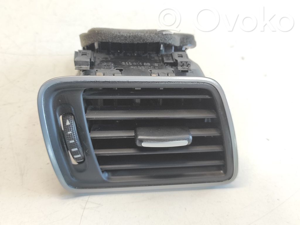 Volkswagen PASSAT B7 Grilă ventilație/ramă laterală bord 
