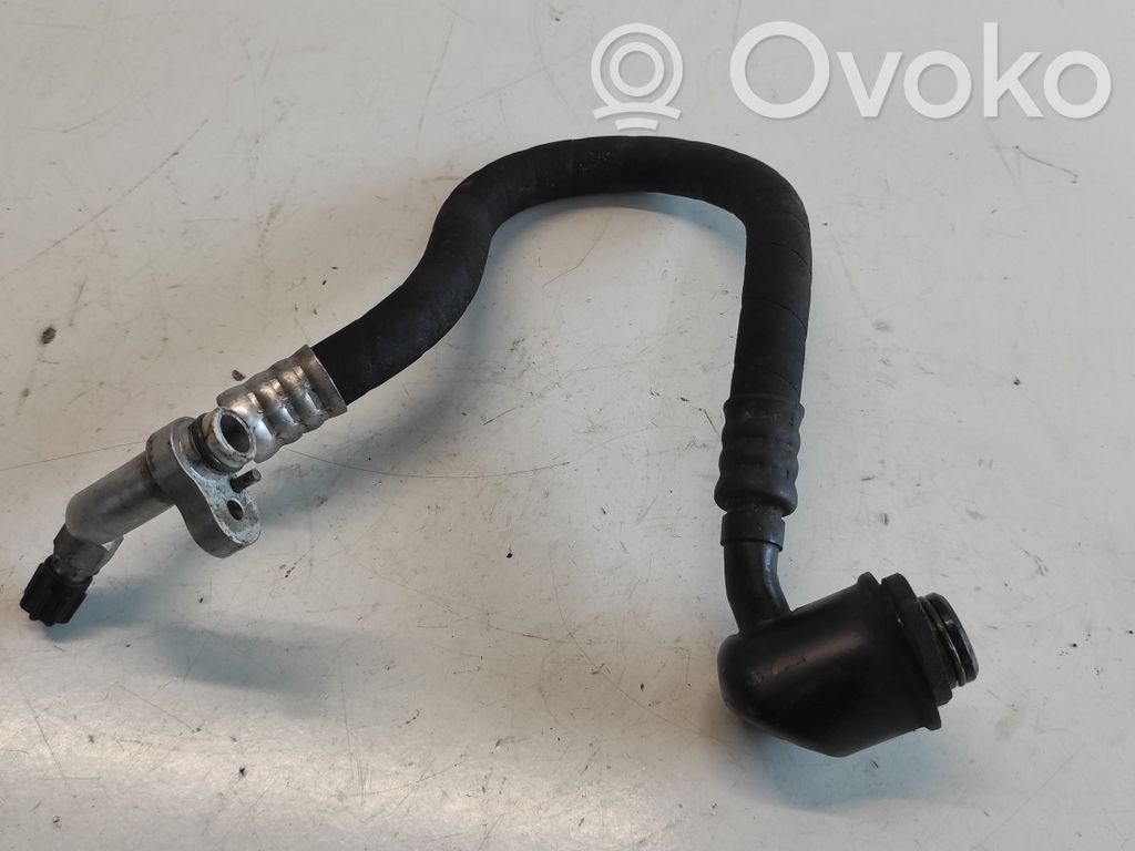 Mercedes-Benz C W203 Air conditioning (A/C) pipe/hose 