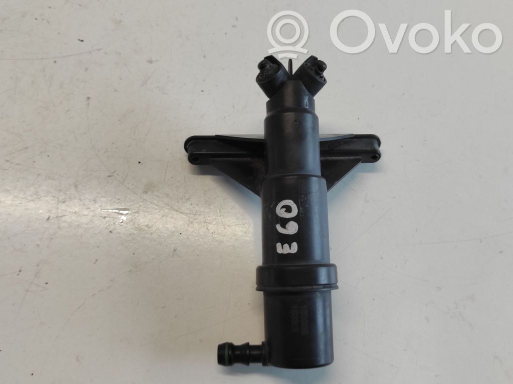 BMW 5 E60 E61 Žibintų apiplovimo purkštukas (-ai) 