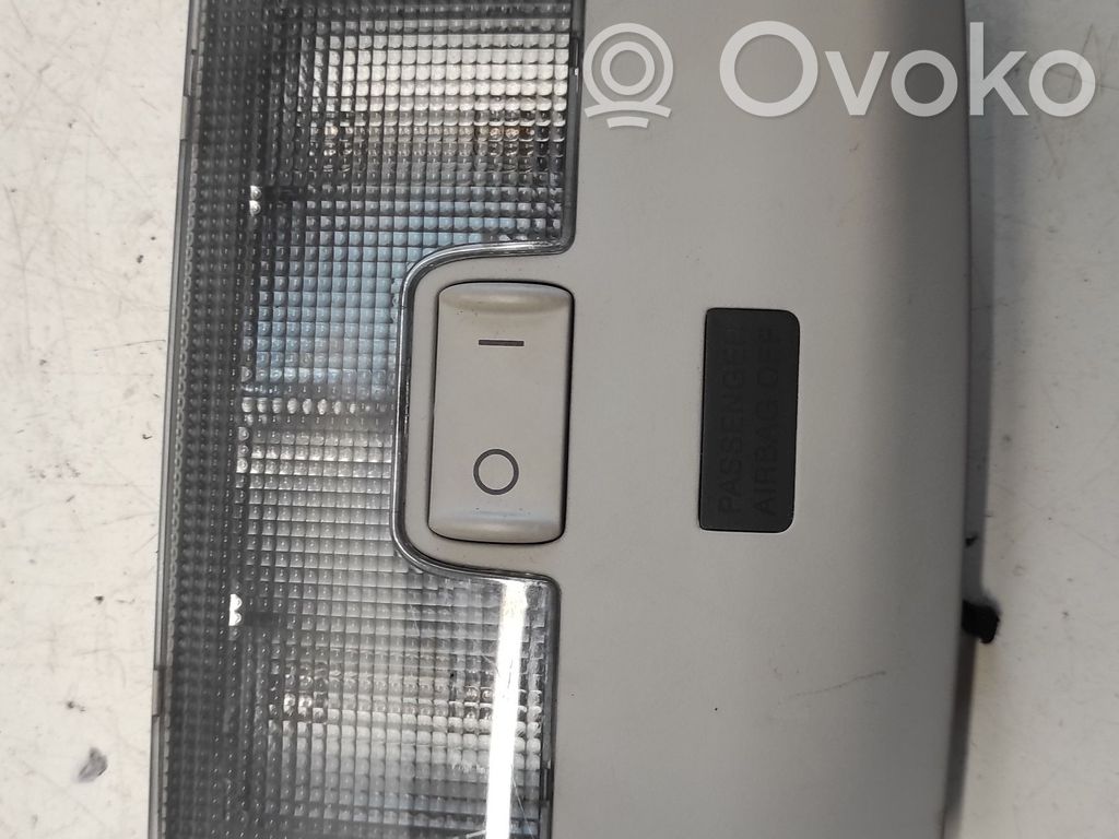 Audi A6 Allroad C5 Luz del asiento delantero 