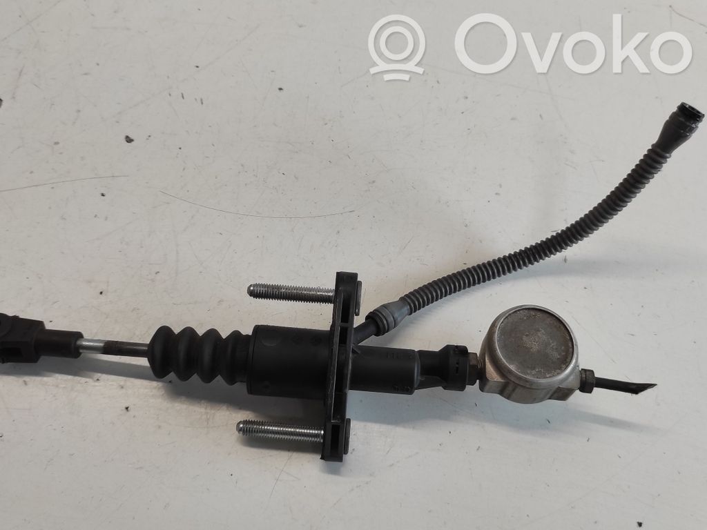 Opel Zafira A Kytkimen pääsylinteri 