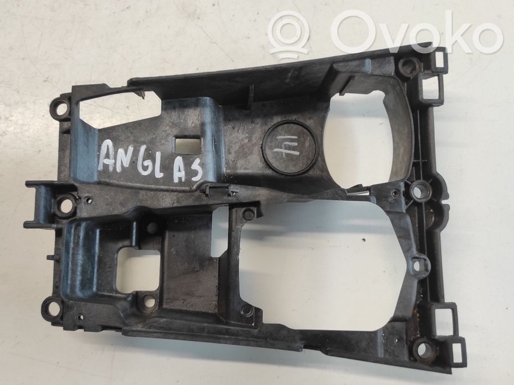 BMW X5 E70 Kita salono detalė 